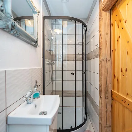 Makiem Zasial Dworki 10 דירה