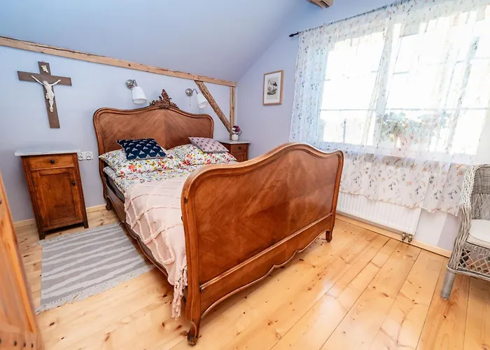 Makiem Zasial Dworki 10 아파트 *